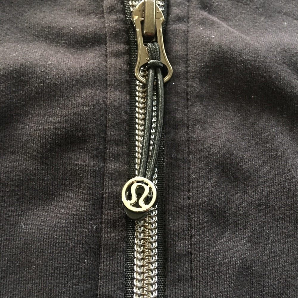 Lululemon jacket - Picture 2 of 4